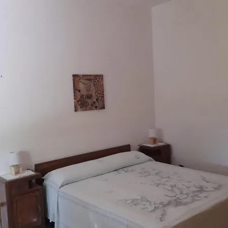 Le Querce 2 Homestay *