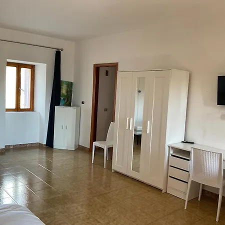 Le Querce 2 Homestay *