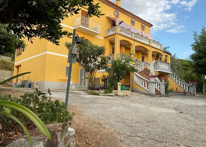 Le Querce 2 Homestay szállás Paola