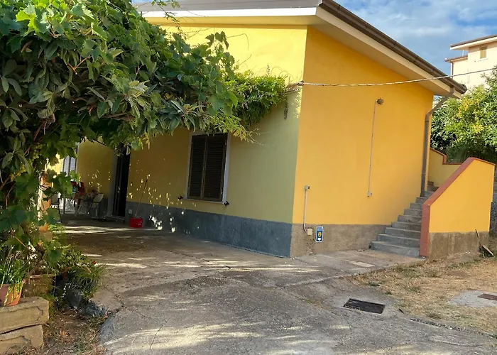 Le Querce 2 Homestay szállás Paola